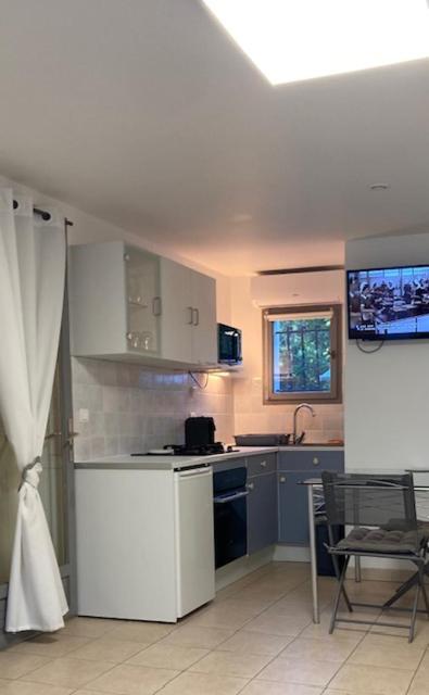 Studio Pied Dans L Eau La Londe-les-Maures Zewnętrze zdjęcie